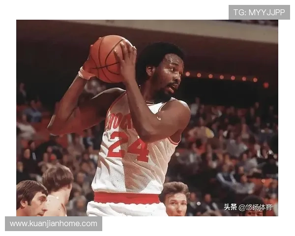 摩西·马龙:从篮球场到名人堂的传奇之路与历史地位分析